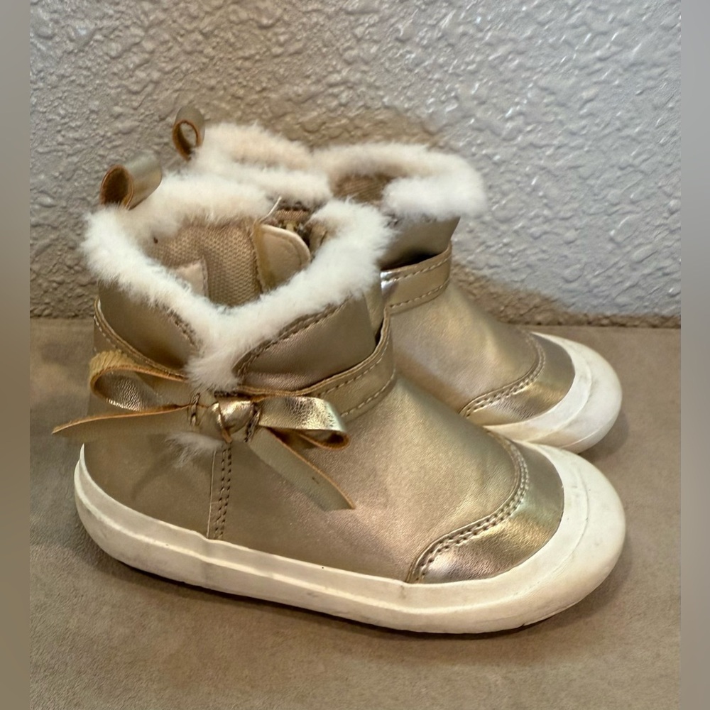 Stepping Stones Gold and White Boots‎ Size 6 - Picture 2 of 5